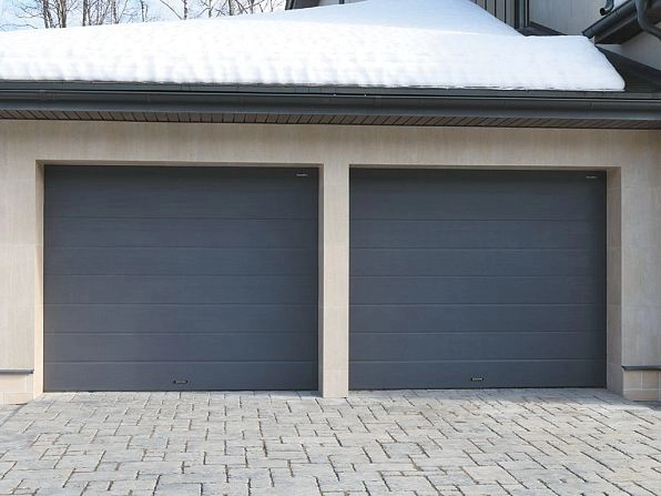 Секционные ворота 3800х2150 мм антрацитовые DoorHan RSD02, vnovgorod.doorhan.ru